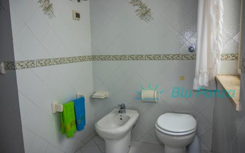 casa-vacanze-astrea-le-forna-blu-ponza-cala-acqua-15