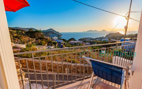 casa-vacanze-astrea-le-forna-blu-ponza-cala-acqua-19