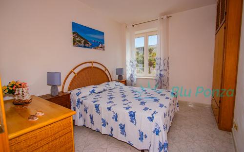 madrid_porto_frontone_blu_ponza_06