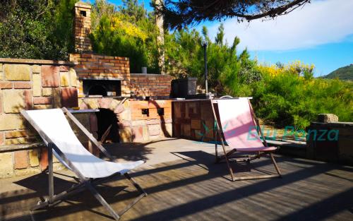villa-capo-bianco-blu-ponza-vista-mare-porto-02